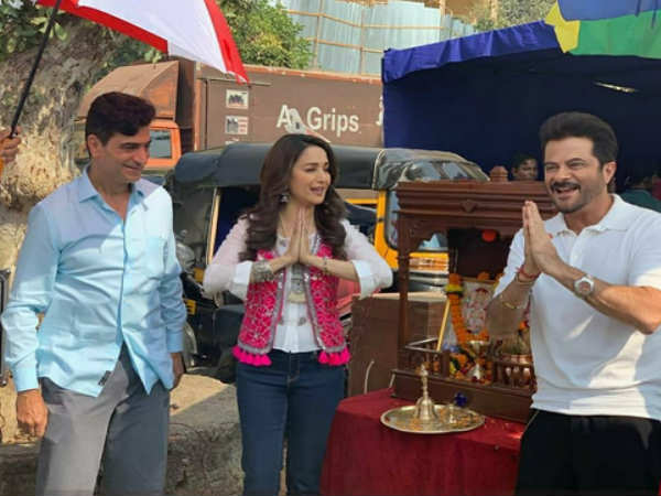 जबरदस्त स्टंट जबरदस्त स्टंट