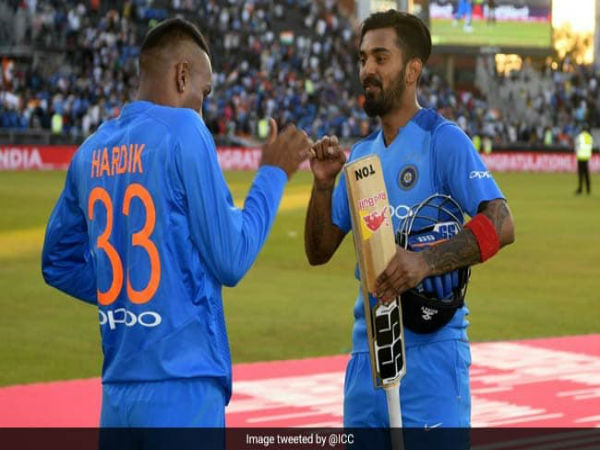 तभी सस्पेंड कर दिया तभी सस्पेंड कर दिया
