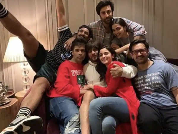 ब्लॉकबस्टर फोटो ब्लॉकबस्टर फोटो