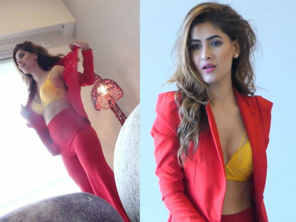 सोशल मीडिया पर सोशल मीडिया पर