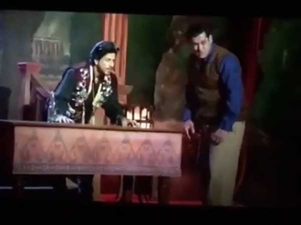 ट्यूबलाइट ट्यूबलाइट