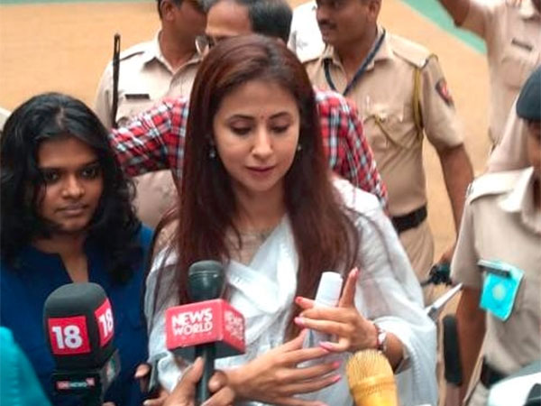 उर्मिला मातोंडकर