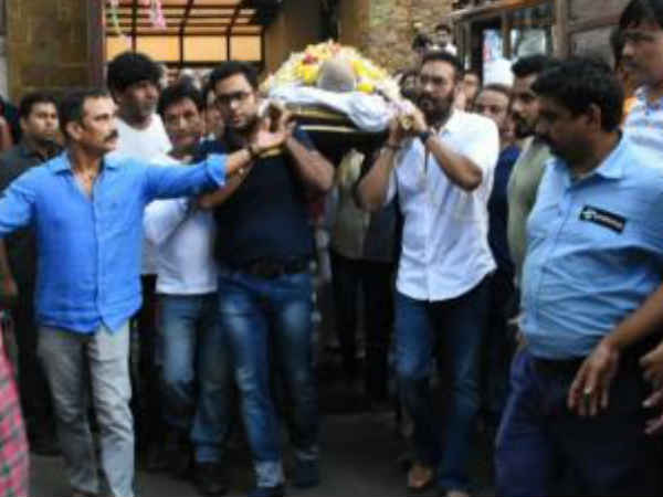 सकते में बॉलीवुड