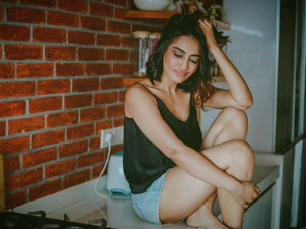 लीड ऐक्ट्रेस सुरभि ज्योति