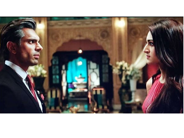 एक साथ Mr & Mrs Bajaj एक साथ Mr & Mrs Bajaj