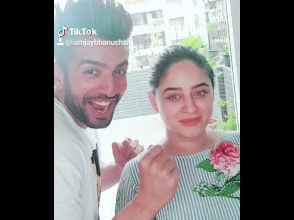पहले से दो बच्चों के साथ