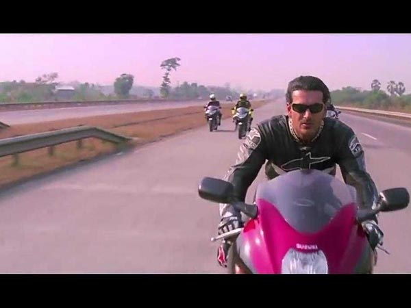 बाइक नहीं कार!