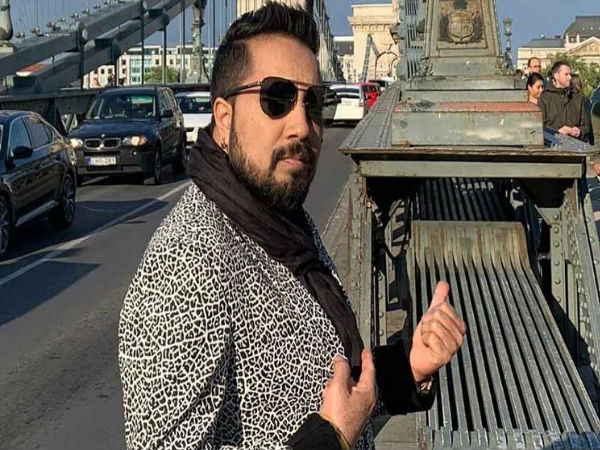 150,000 अमेरिकी डॉलर