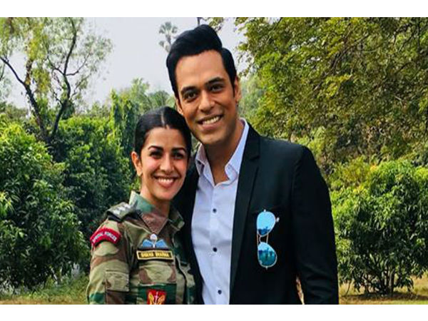 क्या वेब सीरीज कभी बॅालीवुड को टक्कर दे सकता है ?