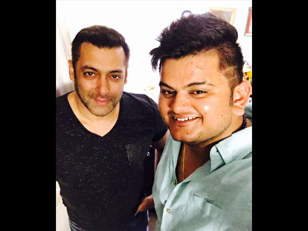 जैसा कि हर सिंगर का सपना होता है कि मुझे इस सुपरस्टार की आवाज बनना है, आप किसके लिए गाना चाहते हैं? जैसा कि हर सिंगर का सपना होता है कि मुझे इस सुपरस्टार की आवाज बनना है, आप किसके लिए गाना चाहते हैं?