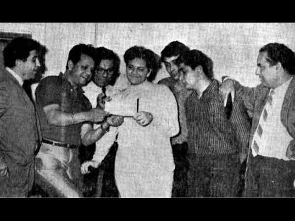 गंवाया पहला गाना गंवाया पहला गाना