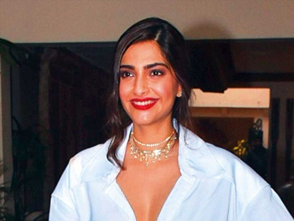 आज से 4-5 साल पहले आपने वेतन की असमानता पर आवाज़ उठाई थी। आज इस मुद्दे पर खुलकर बातें हो रही हैं। अब इस बारे में आपका क्या सोचना है?