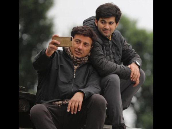 सनी देओल हों या धर्मेंद्र के डांसिंग की बात करें तो उनकी अलग ही स्टाइल है, आम तौर पर वो डासिंग से दूर ही रहे हैं। आपको डांसिंग में दिलचस्पी है?