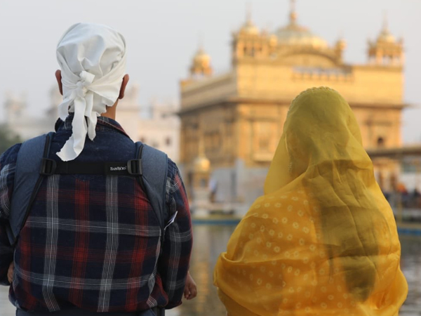 परिवार से छिपाया परिवार से छिपाया