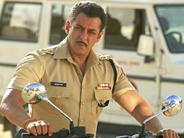 आपने फिल्म इंडस्ट्री में 30 साल पूरे कर लिये हैं। इस सफर को किस तरह देखते हैं?