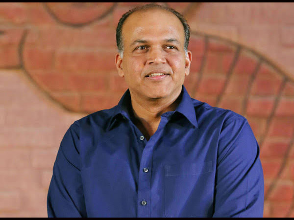 आपकी ज्यादातर फिल्में इतिहास पर ही आधारित होती है। क्या इस विषय में आपकी ज्यादा रूचि है?