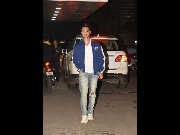 आयुष शर्मा आयुष शर्मा