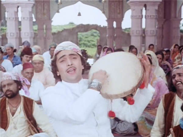 उसी समय शंकराचार्य को कहना था साईं भगवान नहीं है उसी समय शंकराचार्य को कहना था साईं भगवान नहीं है