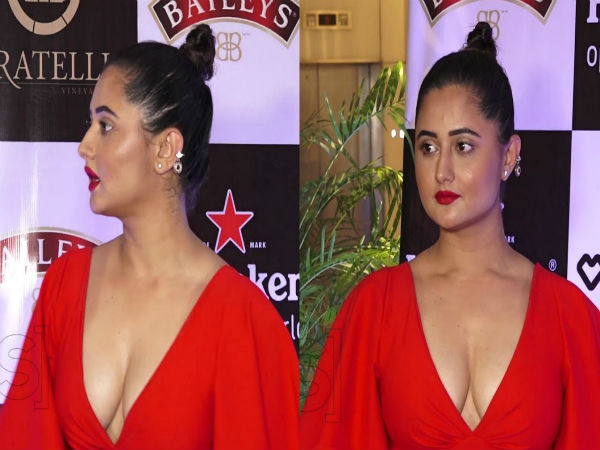 स्किन संबंधी परेशानियों से जूझ स्किन संबंधी परेशानियों से जूझ