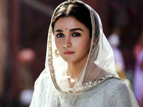 करना है ट्रैक चेंज करना है ट्रैक चेंज