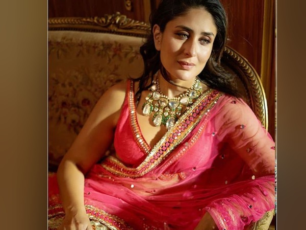अक्सर सोशल मीडिया पर अपने स्टाइल से मचाती हैं धमाल अक्सर सोशल मीडिया पर अपने स्टाइल से मचाती हैं धमाल