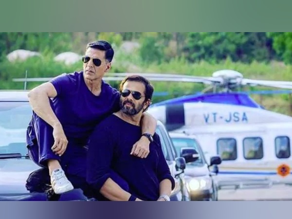 आतंकवादियों के छुड़ाएंगे छक्के आतंकवादियों के छुड़ाएंगे छक्के