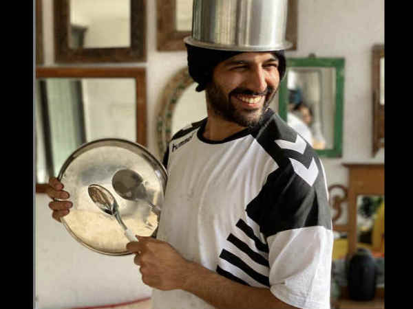 कार्तिक आर्यन कार्तिक आर्यन
