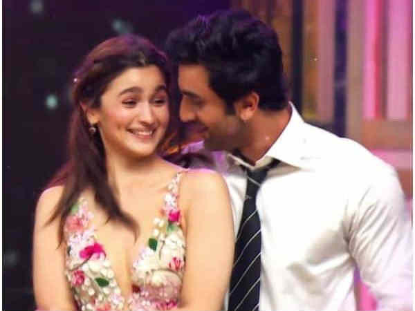 फैन्स को किया खुश फैन्स को किया खुश