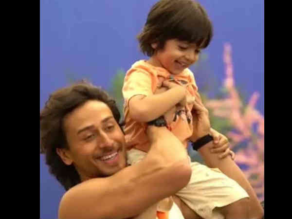 बच्चों के फेवरिट बच्चों के फेवरिट