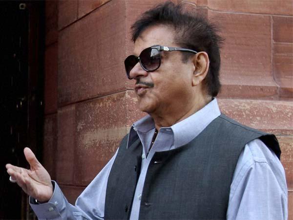 खुद ही तय किया खुद ही तय किया