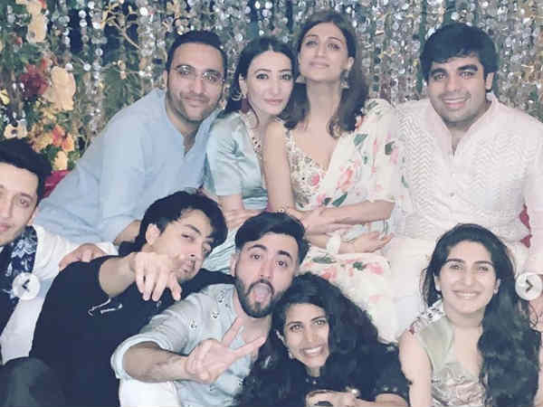 9 लोगों का परिवार 9 लोगों का परिवार