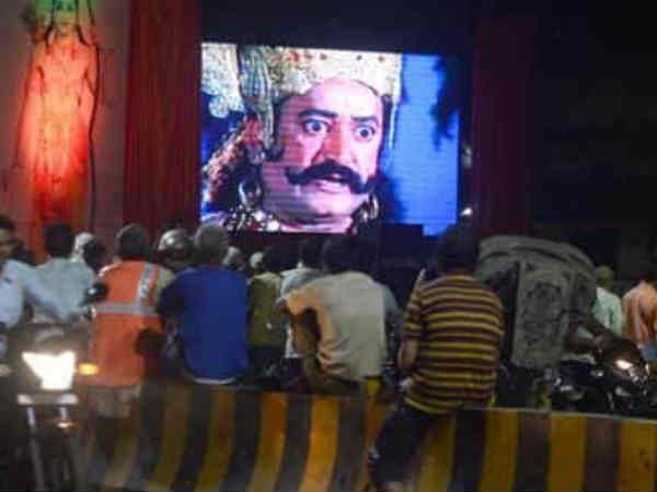 टूट रहे रिकॉर्ड टूट रहे रिकॉर्ड