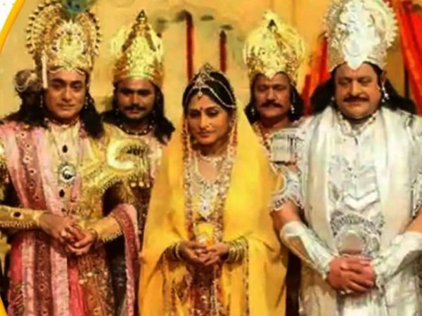 महाभारत के लिए 3 हजार लोगों को चुना गया। महाभारत के लिए 3 हजार लोगों को चुना गया।