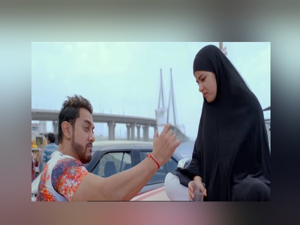 जायरा वसीम ने दगंल से डेब्यू किया। जायरा वसीम ने दगंल से डेब्यू किया।