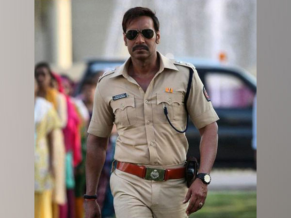 डॅाक्टर और नर्स लगे हुए हैं वो सैनिक हैं- अजय देवगन डॅाक्टर और नर्स लगे हुए हैं वो सैनिक हैं- अजय देवगन