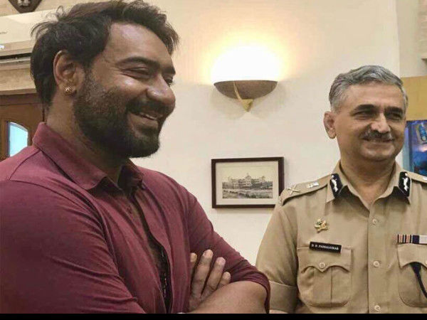 मुंबई पुलिस और अजय देवगन की ट्वीट वाली बातचीत मुंबई पुलिस और अजय देवगन की ट्वीट वाली बातचीत