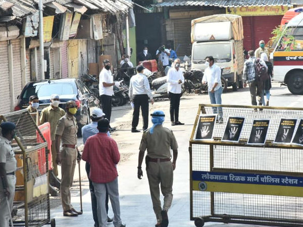 बेटिया रिद्धिमा कपूर प्राइवेट जेट से मुंबई रवाना बेटिया रिद्धिमा कपूर प्राइवेट जेट से मुंबई रवाना