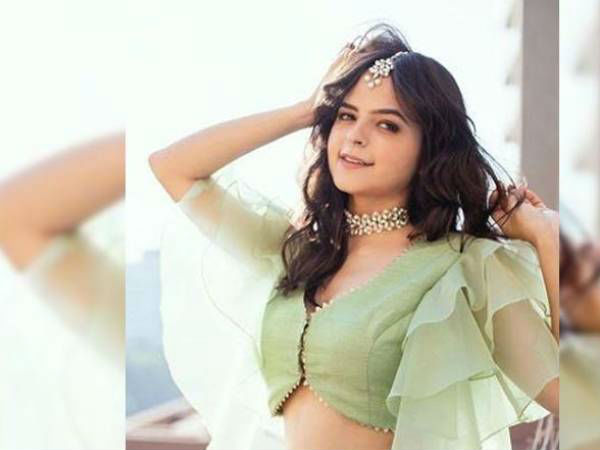 पलक सोनू की स्टाइलिश तस्वीरें पलक सोनू की स्टाइलिश तस्वीरें