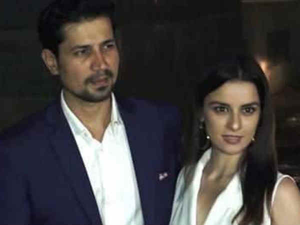 बुलेट से किया शादी का फैसला बुलेट से किया शादी का फैसला