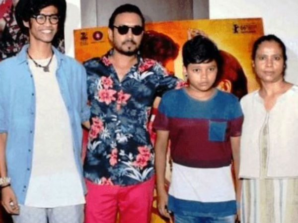 इरफान और उनके बीच बेटे के रिश्ते से अधिक दोस्ती इरफान और उनके बीच बेटे के रिश्ते से अधिक दोस्ती