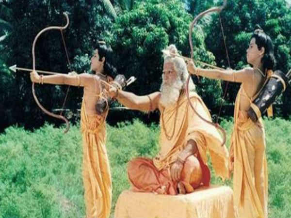 लंबी चौड़ी स्टारकास्ट