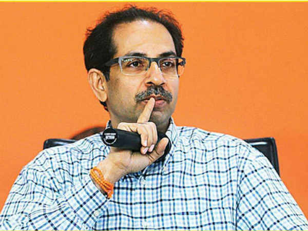 महाराष्ट्र सरकार के आमने सामने