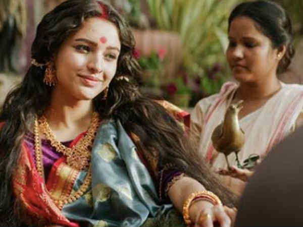 हर चीज़ में गहरा जुड़ाव हर चीज़ में गहरा जुड़ाव