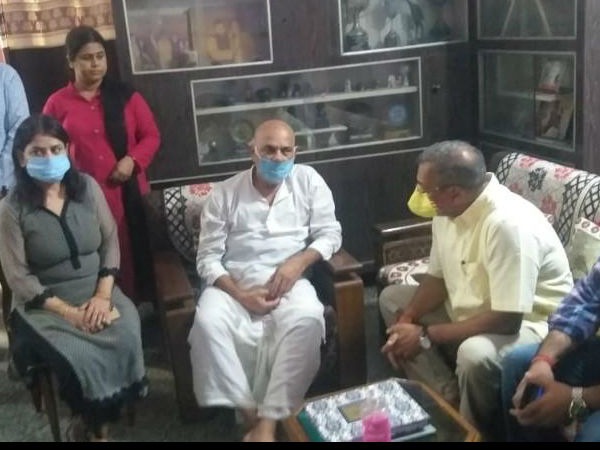 नाना पाटेकर ने सुशांत के संबंध में कहा नाना पाटेकर ने सुशांत के संबंध में कहा