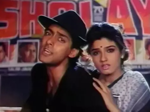 कभी तू छलिया लगता है कभी तू छलिया लगता है