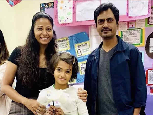 बहुत गलत बर्ताव बहुत गलत बर्ताव