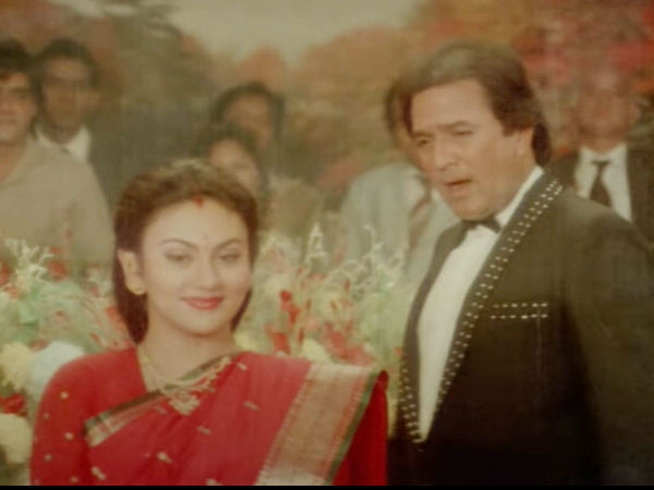 फिल्मों पर नहीं चला दीपिका चिखलिया का जादू फिल्मों पर नहीं चला दीपिका चिखलिया का जादू