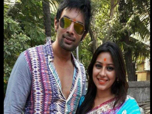 परिवार ने प्रत्युषा बनर्जी के बॉयफ्रेंड पर लगाए इल्जाम परिवार ने प्रत्युषा बनर्जी के बॉयफ्रेंड पर लगाए इल्जाम