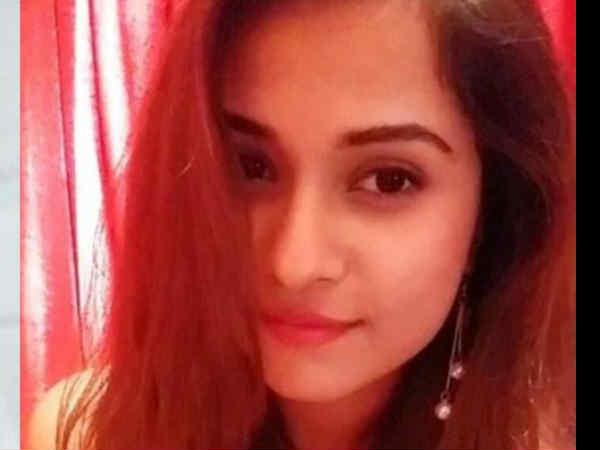 पुलिस के आने से पहले हटाई जा चुकी थी बॉडी