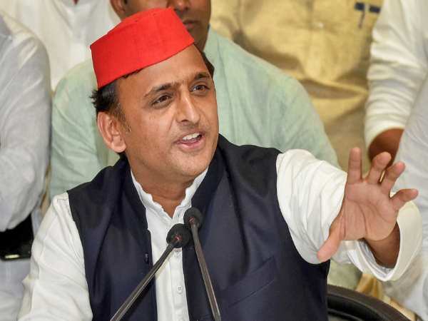 फिल्मी भाषा में ये ट्वीट किया